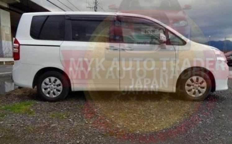 Toyota Noah KN10002 full