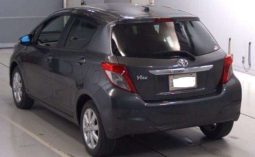 TOYOTA VITZ 2013 K001033 full