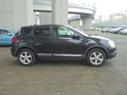 Nissan Dualis 20G_Four STV300033 full