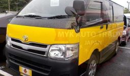 TOYOTA HIACE KN10017 full