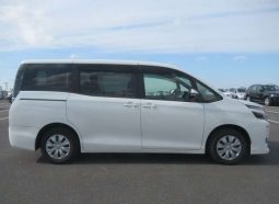 TOYOTA VOXY X JM10106 full