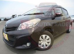 TOYOTA VITZ F JM10037 full