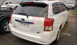 Toyota Corolla Fielder White KN10002 full