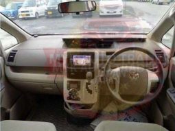 Toyota Noah KN10002 full