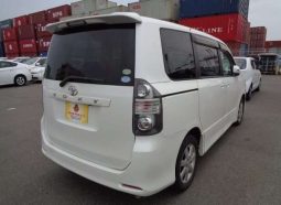 TOYOTA VOXY ANT8000013 full