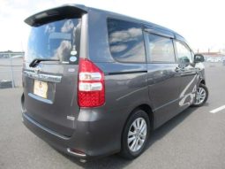 Toyota Noah SI GRND10012 full