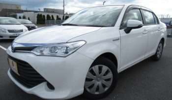 Toyota Corolla Axio HV TRI200008 full