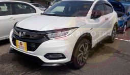 HONDA VEZEL HV RS TRI200003