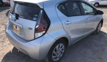 Toyota Aqua S TL10047 full