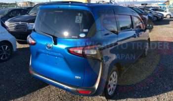 TOYOTA SIENTA HYBRID full