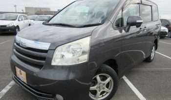 Toyota Noah X L-Selection STV300043 full