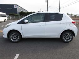 TOYOTA VITZ F 4WD ANT8000060 full