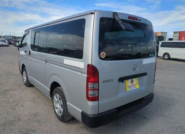 TOYOTA HIACE GUY100016 full