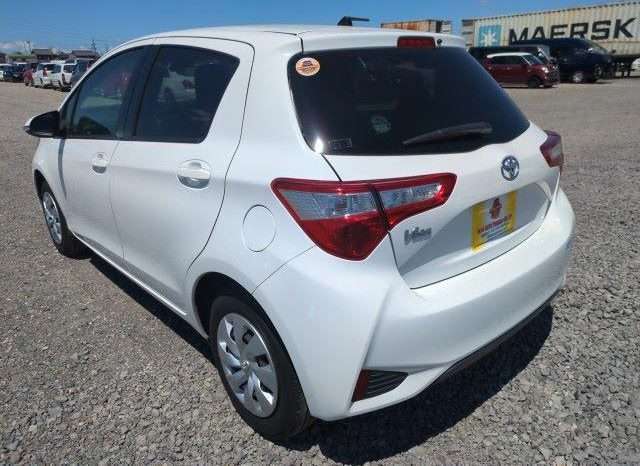 TOYOTA VITZ  TL10088 full