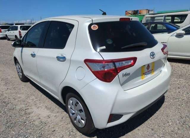 TOYOTA VITZ F Safety – Edition 2 PACKAGE TL10089 full