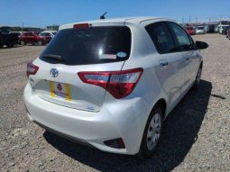 TOYOTA VITZ F Safety – Edition 2 PACKAGE TL10089 full